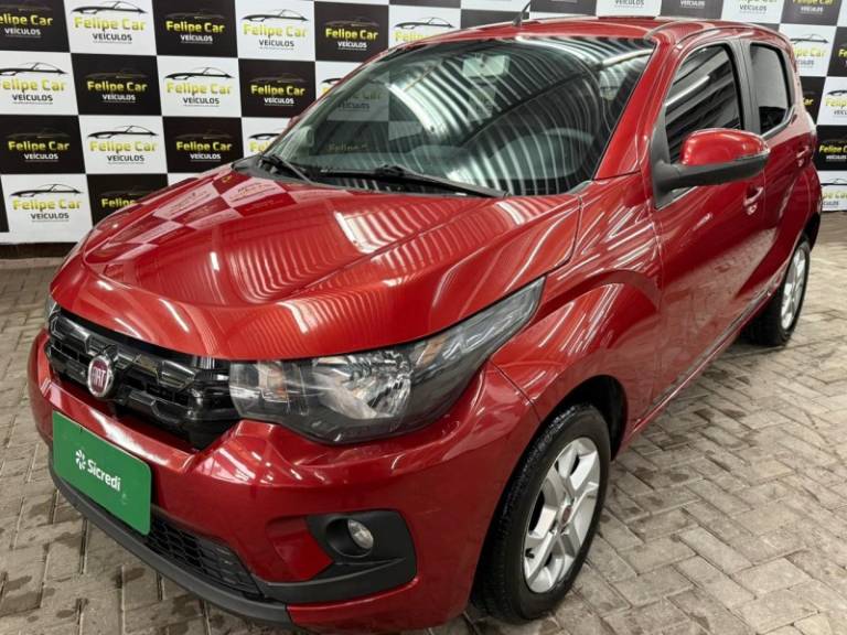 FIAT - MOBI - 2017/2017 - Vermelha - R$ 42.900,00
