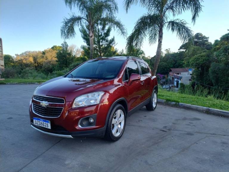 CHEVROLET - TRACKER - 2015/2015 - Vermelha - R$ 68.900,00