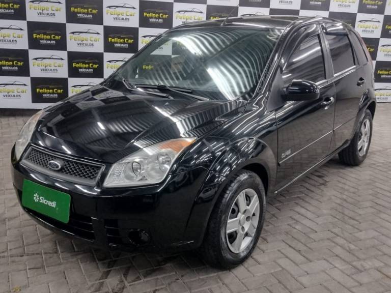 FORD - FIESTA - 2010/2010 - Preta - R$ 27.900,00