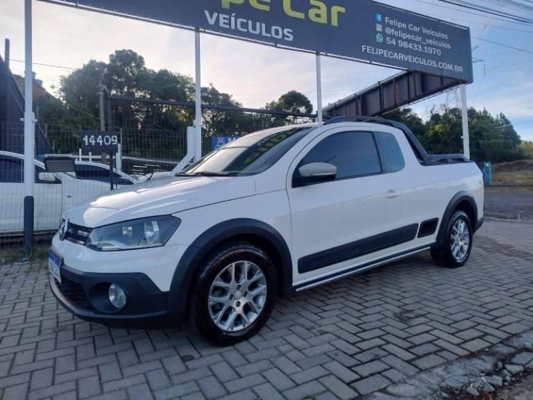 VOLKSWAGEN - SAVEIRO - 2014/2014 - Branca - R$ 61.900,00