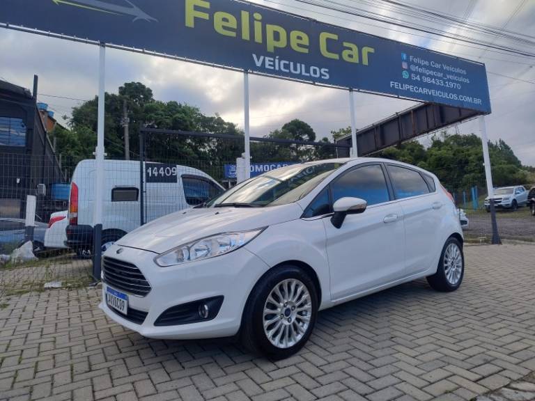 FORD - FIESTA - 2014/2014 - Branca - R$ 45.900,00