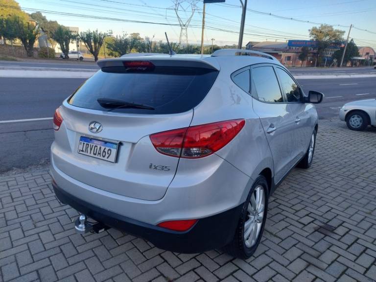 HYUNDAI - IX35 - 2011/2011 - Prata - R$ 61.900,00