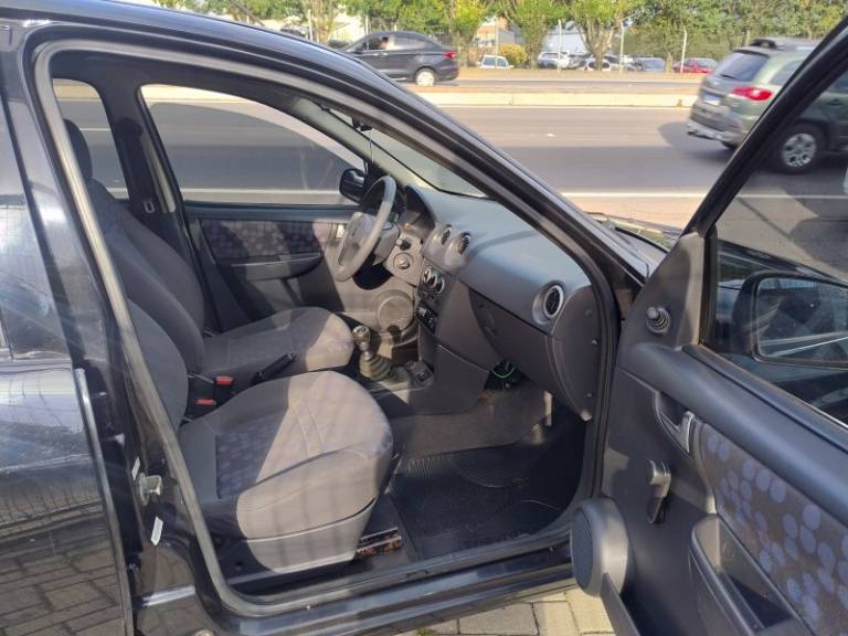 CHEVROLET - PRISMA - 2010/2010 - Preta - R$ 22.900,00