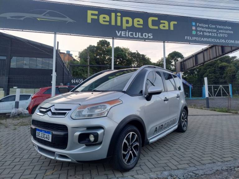 CITROËN - AIRCROSS - 2013/2013 - Cinza - R$ 35.900,00