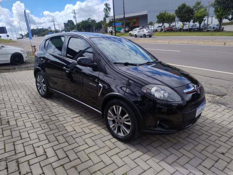 FIAT - PALIO - 2013/2013 - Preta - R$ 40.900,00
