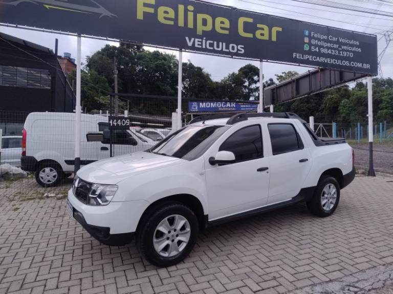 RENAULT - DUSTER OROCH - 2017/2017 - Branca - R$ 67.900,00