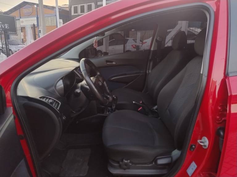 HYUNDAI - HB20 - 2014/2014 - Vermelha - R$ 46.900,00