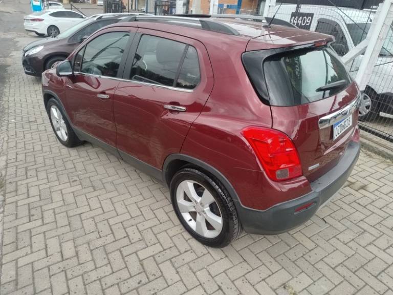 CHEVROLET - TRACKER - 2015/2015 - Vermelha - R$ 68.900,00