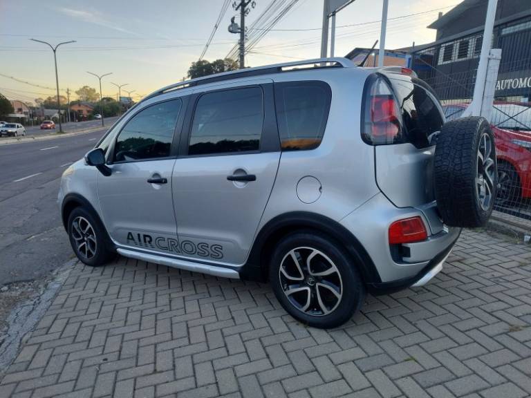 CITROËN - AIRCROSS - 2013/2013 - Cinza - R$ 35.900,00