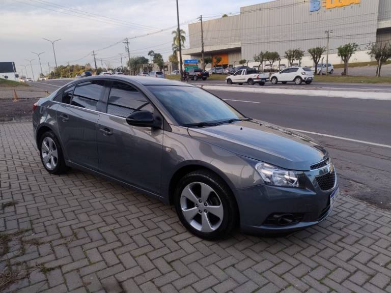 CHEVROLET - CRUZE - 2012/2012 - Cinza - R$ 54.900,00