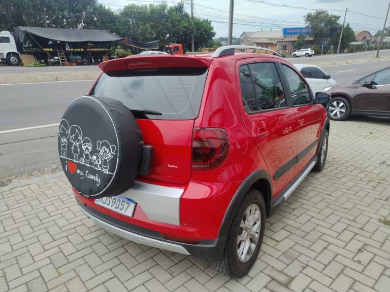 VOLKSWAGEN - CROSSFOX - 2013/2013 - Vermelha - R$ 43.900,00