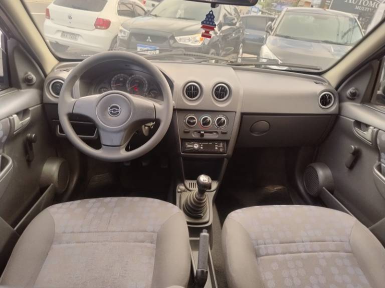CHEVROLET - PRISMA - 2010/2010 - Preta - R$ 22.900,00