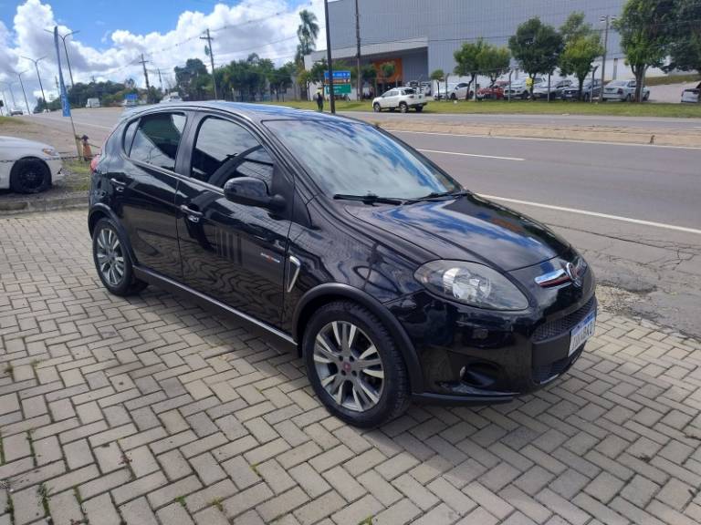FIAT - PALIO - 2013/2013 - Preta - R$ 40.900,00