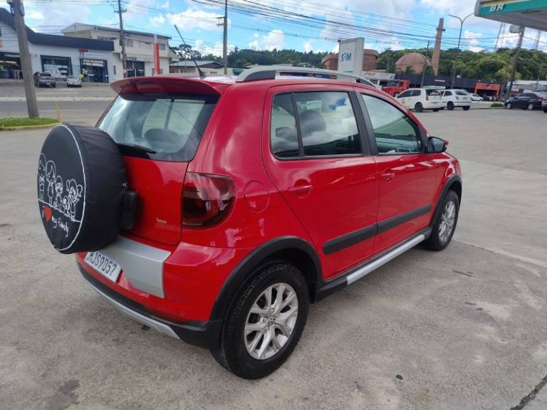 VOLKSWAGEN - CROSSFOX - 2013/2013 - Vermelha - R$ 43.900,00