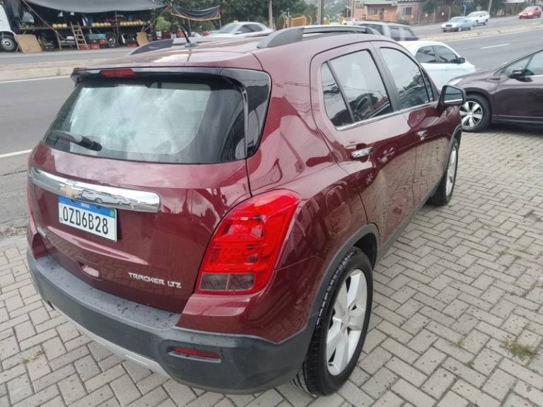 CHEVROLET - TRACKER - 2015/2015 - Vermelha - R$ 68.900,00