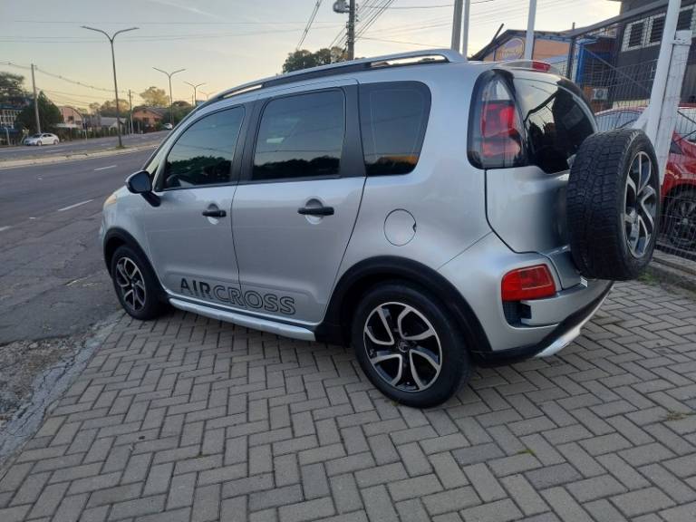 CITROËN - AIRCROSS - 2013/2013 - Cinza - R$ 35.900,00
