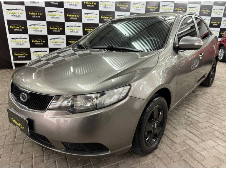 KIA MOTORS - CERATO - 2011/2011 - Cinza - R$ 42.900,00