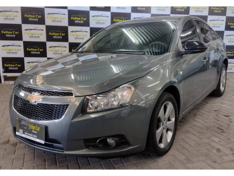 CHEVROLET - CRUZE - 2012/2012 - Cinza - R$ 53.900,00