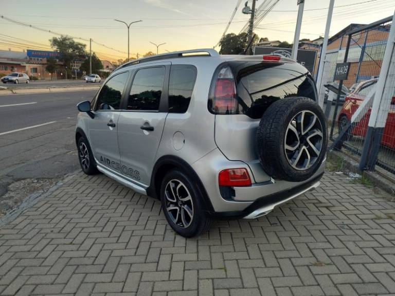 CITROËN - AIRCROSS - 2013/2013 - Cinza - R$ 35.900,00