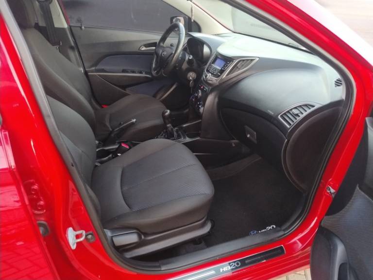 HYUNDAI - HB20 - 2014/2014 - Vermelha - R$ 46.900,00