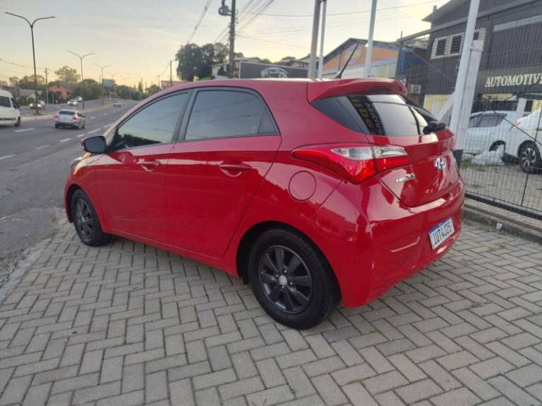 HYUNDAI - HB20 - 2014/2014 - Vermelha - R$ 46.900,00