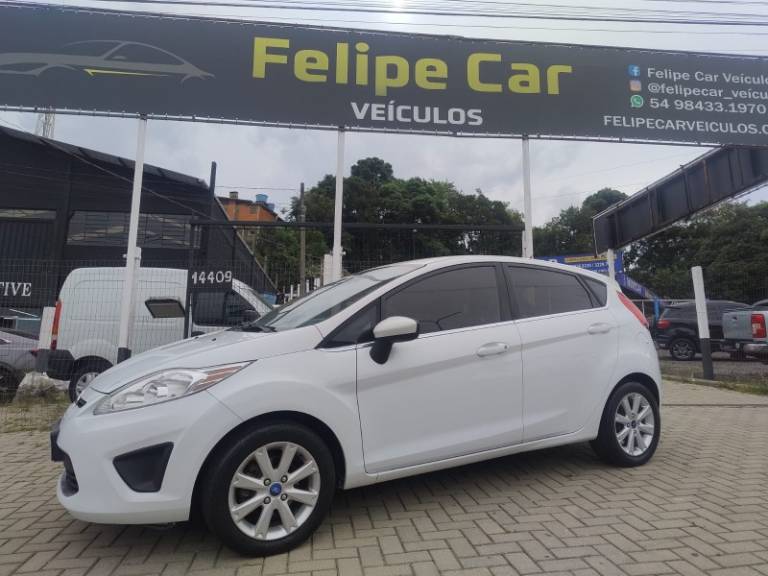 FORD - FIESTA - 2012/2012 - Branca - R$ 38.900,00