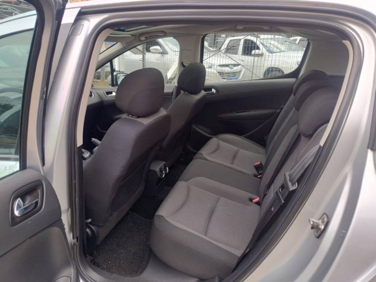 PEUGEOT - 308 - 2013/2013 - Prata - R$ 38.900,00