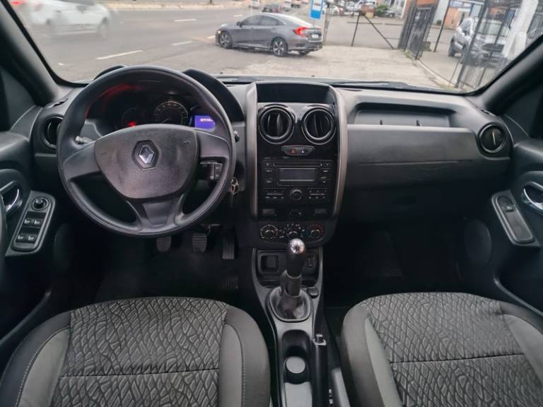 RENAULT - DUSTER OROCH - 2017/2017 - Branca - R$ 67.900,00