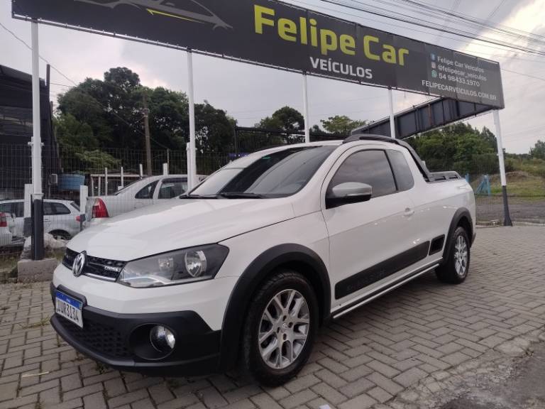 VOLKSWAGEN - SAVEIRO - 2014/2014 - Branca - R$ 61.900,00