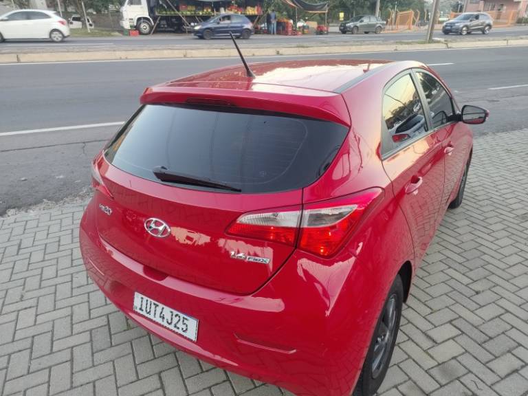 HYUNDAI - HB20 - 2014/2014 - Vermelha - R$ 46.900,00