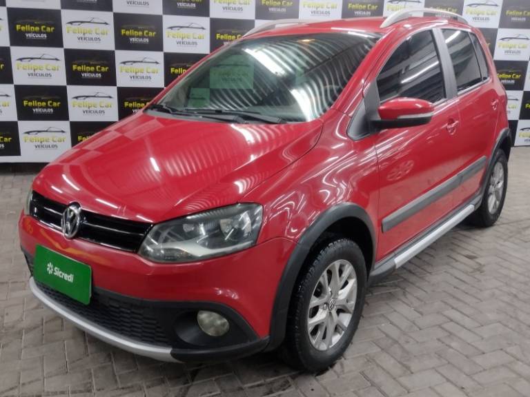 VOLKSWAGEN - CROSSFOX - 2013/2013 - Vermelha - R$ 42.900,00