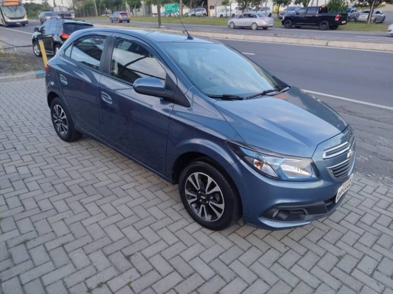 CHEVROLET - ONIX - 2015/2015 - Azul - R$ 55.900,00